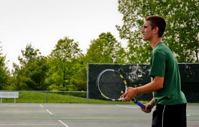 Tennis dominates first game in mid-Missouri Invitational tournament