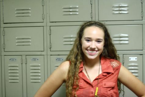 Meet sophomore student council candidate Betsy Poelhman