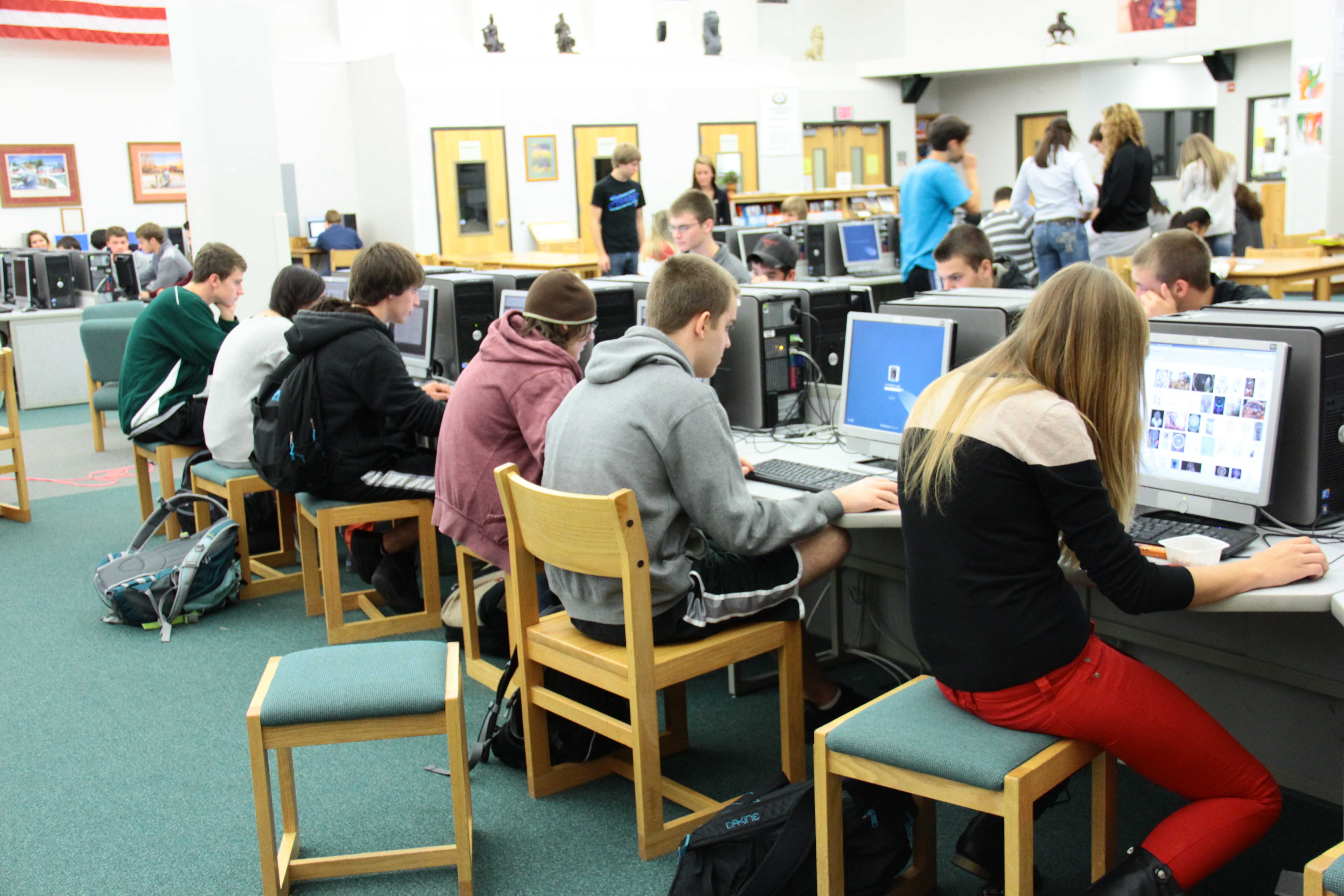 A busy day in the RBHS library. Photo by Carleigh Thrower