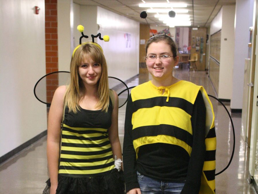 Teens showcase Halloween costumes