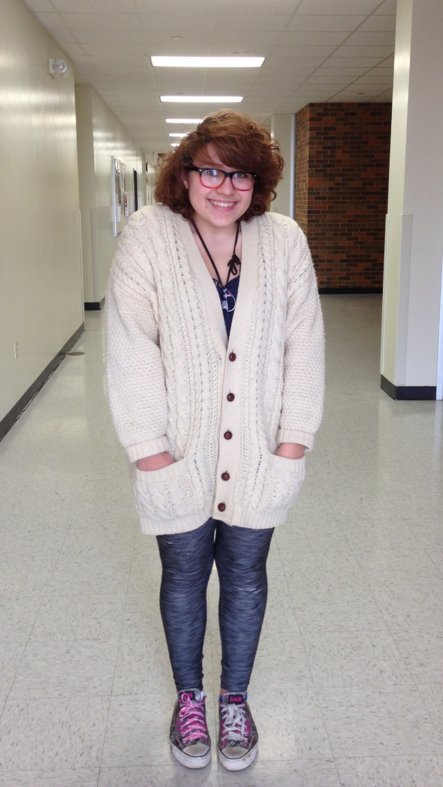 Senior Sarah Dweik wears a sweater with leggings and Converse. Photo by Lauren Puckett.