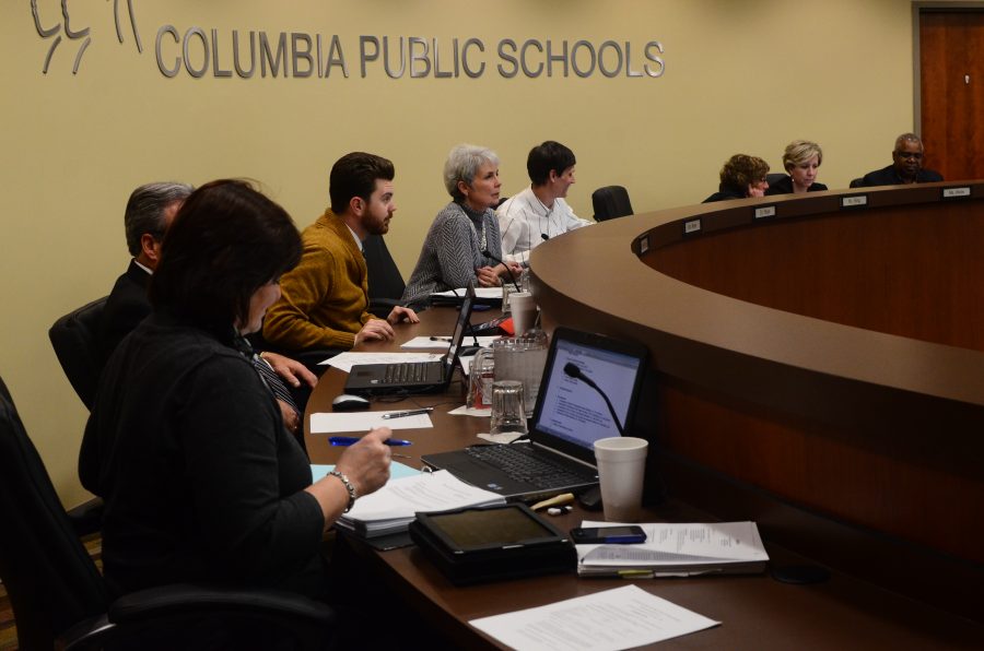 School board members discuss the start time proposal, and later vote 