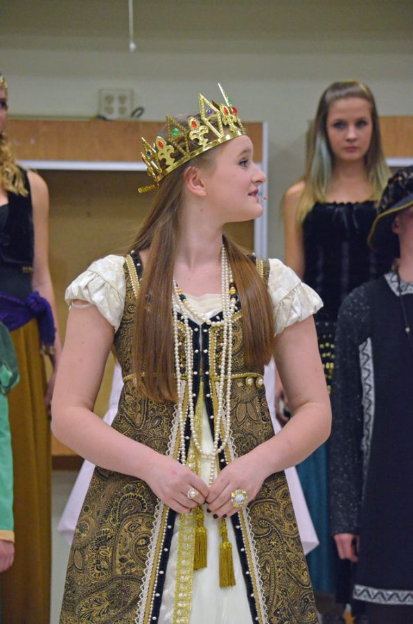 Freshman Gabbi Schust acted as the queen in the Madrigal Extravaganza. Schust sings soprano in Southside Singers. Photo by Karina Kitchen