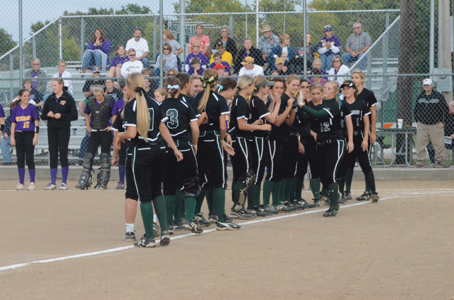 Softball team cruises to victory against Smithville