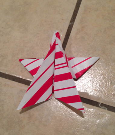 12 DIYs: Wrapping paper origami stars
