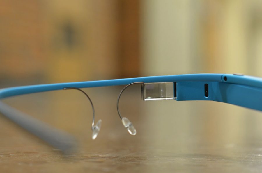 New augmented reality glasses open eyes