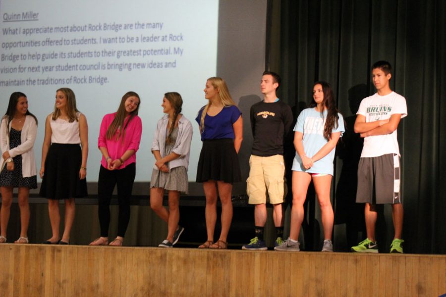 Student council officer candidates are announced