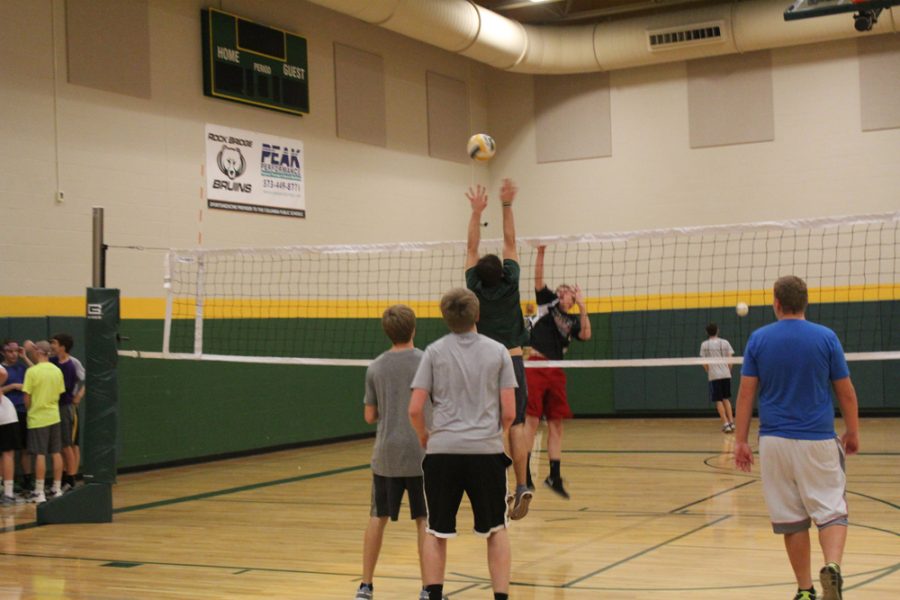 Men’s volleyball, a mix of fun and competition
