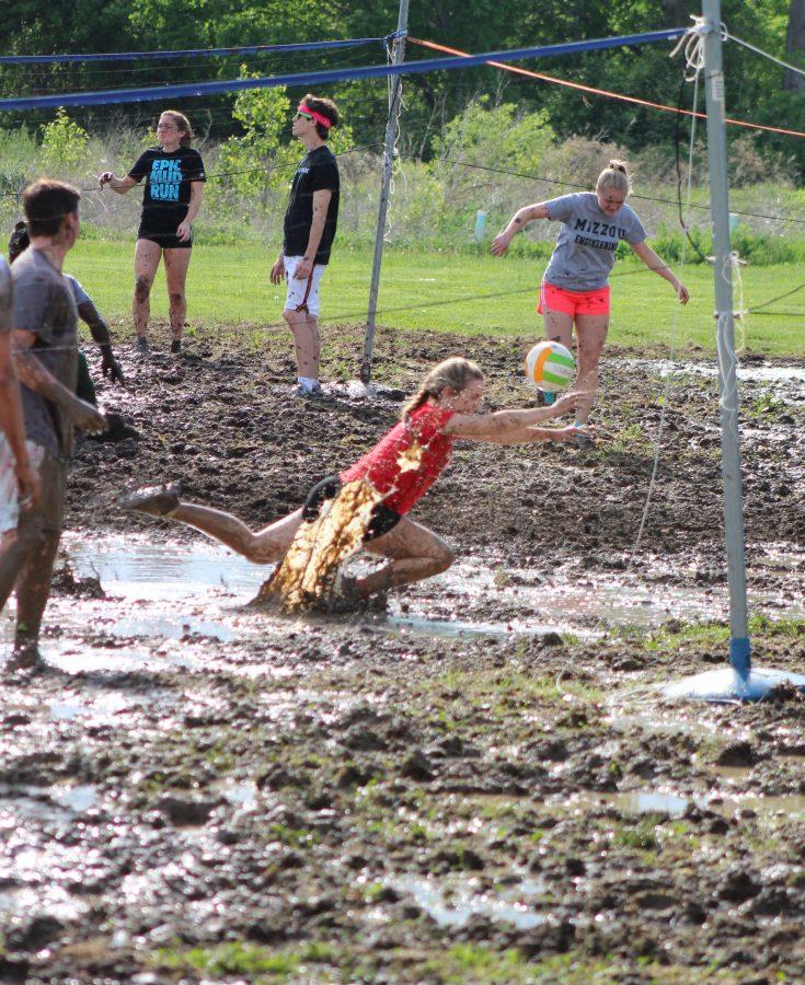 Mud volleyball raises funds for senior year