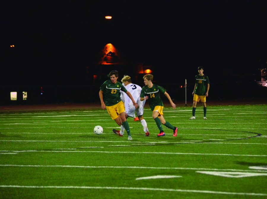 Soccer conquers Jeff City, will play Hickman in district championship