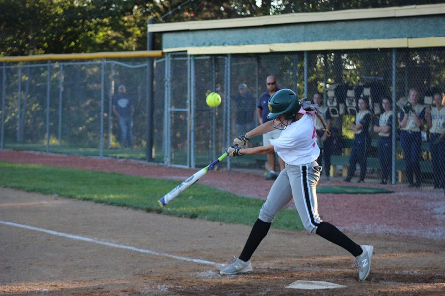 Sophomore+second+baseman+Hannah+Pate+hits+a+foul+ball+across+the+third+base+line+as+she+battles+through+a+long+at-bat.+Photo+by+Cassidy+Viox