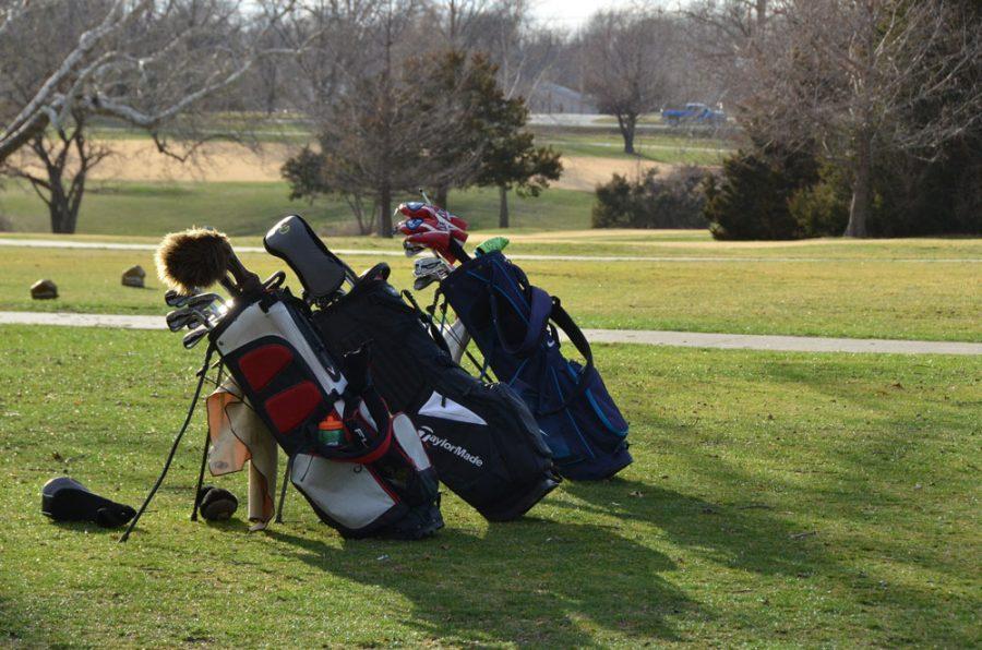 Boys+golf+places+first+in+Helias+Invitational