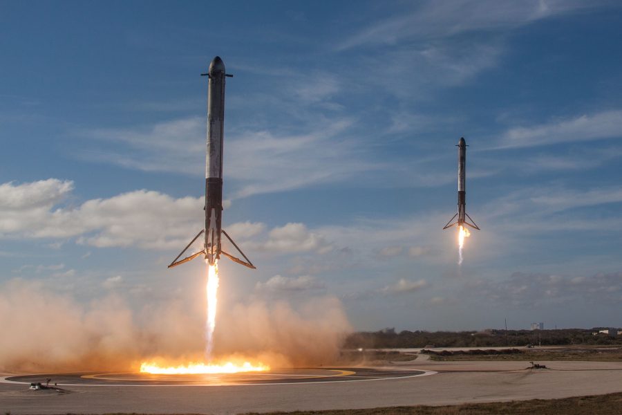 on+the+SpaceX+Falcon+Heavy+launch