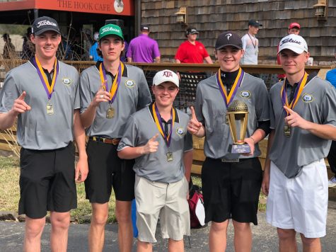 Boys golf finishes first in Laker Invitational