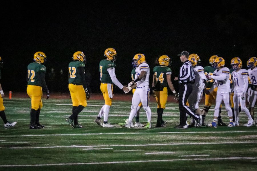 Senior+Grant+Hajicek+goes+for+an+after-game+high+five+with+Francis+Howell.+%28Photo+by+William+Yoo%29