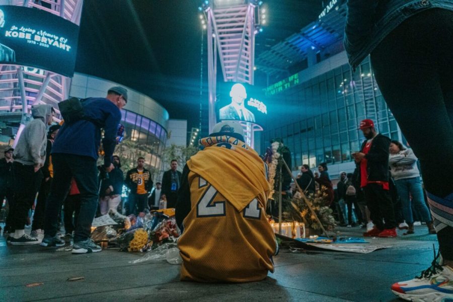 Fans mourn Kobe Bryants death at a vigil at Staples Center on January 26th, 2020. Used with permission by Fred Kearney