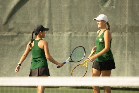 RBHS girls tennis advances to sectionals
