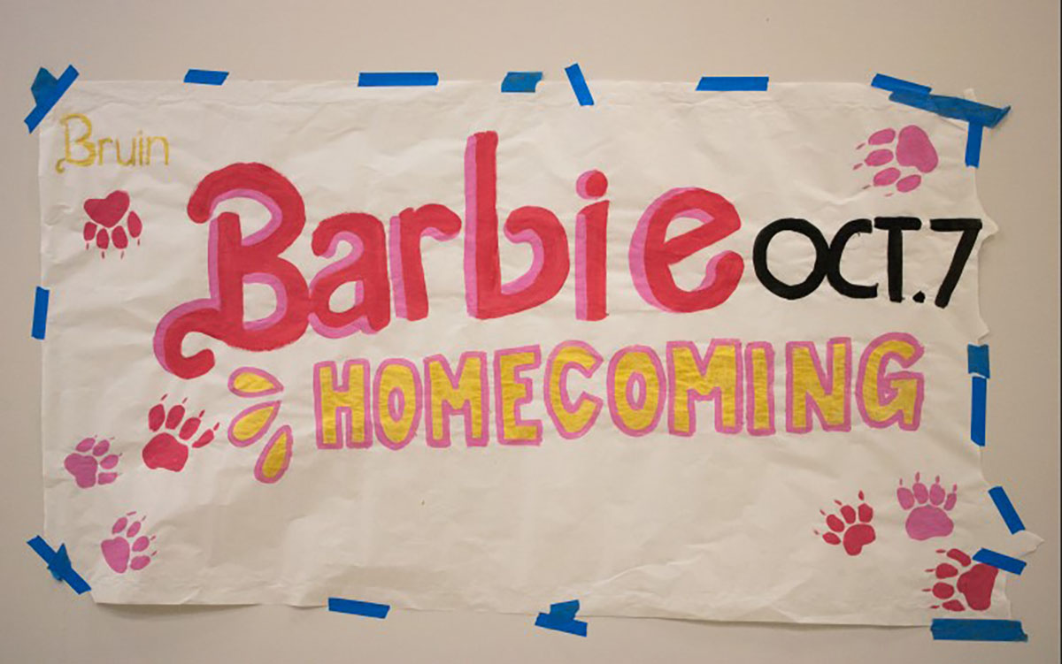 Homecoming+Barbie+banner+by+RBHS+Student+Council.+The+dance+is+to+be+held+Oct.+7.+